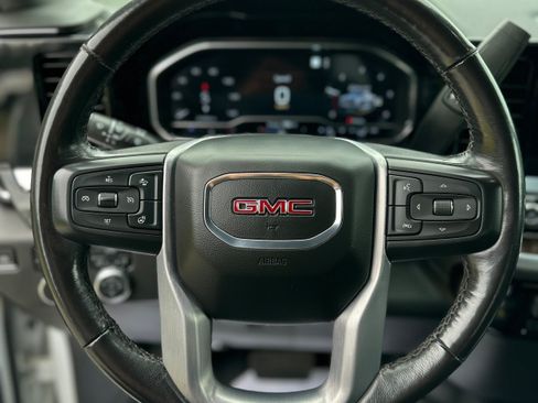 Used 2022 GMC Sierra 1500 Elevation AWD/4WD image 19