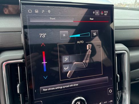 Certified 2025 GMC Yukon Denali w/ Sun & Power Step Package image 36