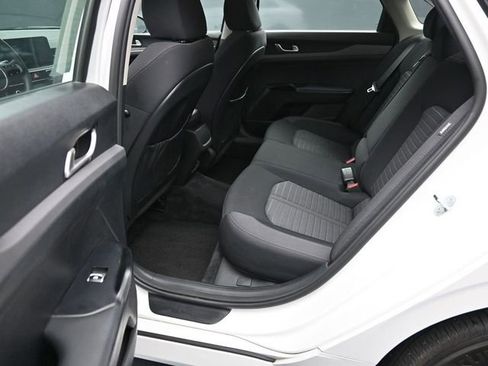 Used 2025 Kia K5 LXS image 29