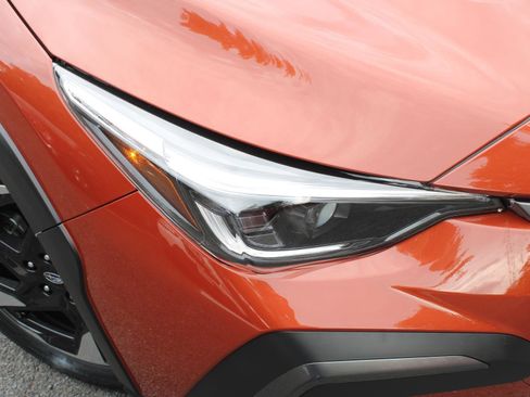 New 2025 Subaru Crosstrek 2.5i Limited w/ Popular Package #4A image 2