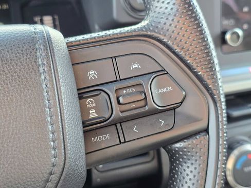 Certified 2025 Toyota Tacoma SR5 image 36