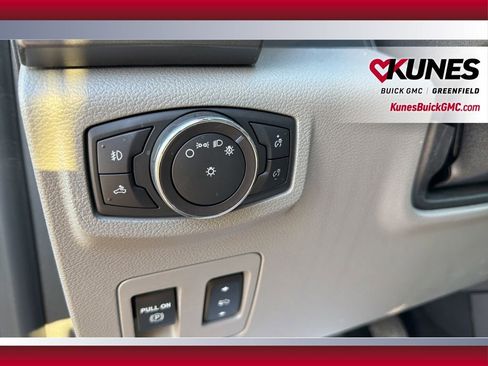 Used 2018 Ford F150 XLT w/ Equipment Group 302A Luxury image 15