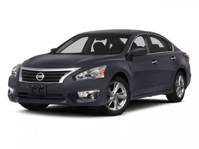 Used 2013 Nissan Altima 2.5 SV