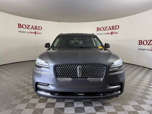 Used 2023 Lincoln Aviator 2WD w/ Class IV Trailer Tow Package image 2