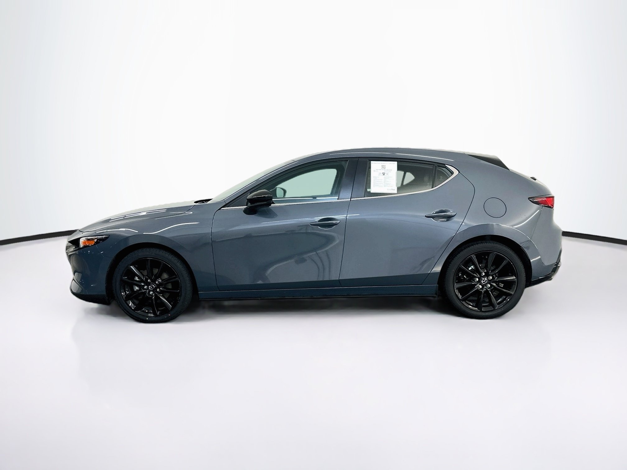 Used 2026 MAZDA MAZDA3 Carbon AWD/4WD image 4