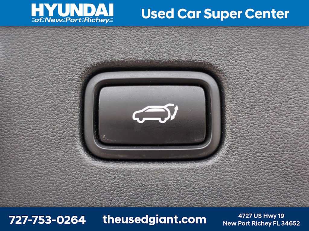 Certified 2022 Hyundai Tucson SEL w/ Convenience Package FWD image 12