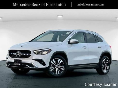 Used 2025 Mercedes-Benz GLA 250 4MATIC image 1