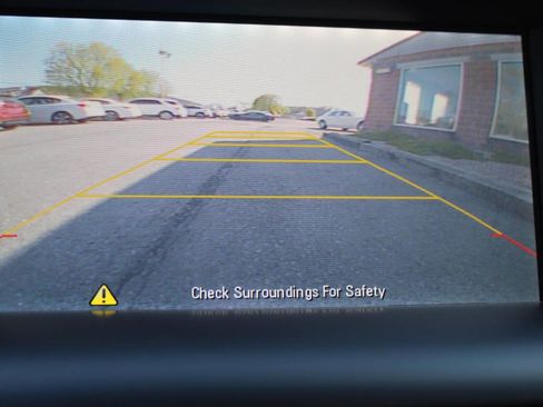 Used 2017 Buick Cascada Premium image 5