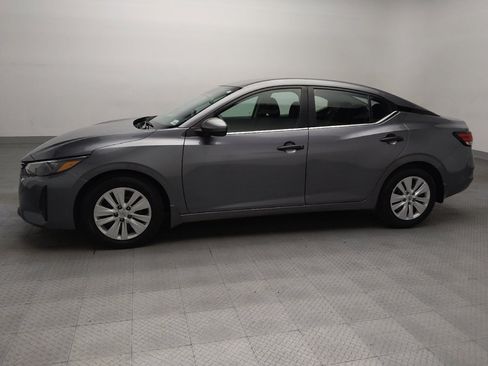 Used 2025 Nissan Sentra S FWD image 2