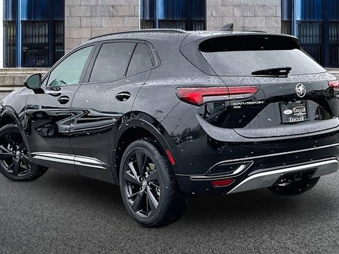 Used 2023 Buick Envision Essence w/ Sport Touring Package AWD/4WD image 10