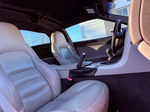 Used 2005 Chevrolet Corvette Coupe w/ Preferred Equipment Group image 9