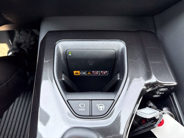 Used 2026 Toyota Crown Platinum AWD/4WD image 35