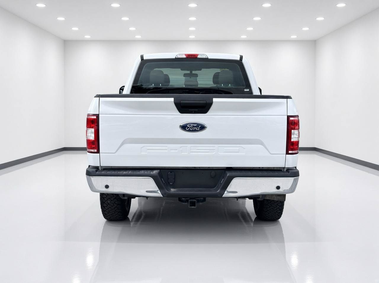 Used 2020 Ford F150 XL w/ Equipment Group 101A Mid AWD/4WD image 4