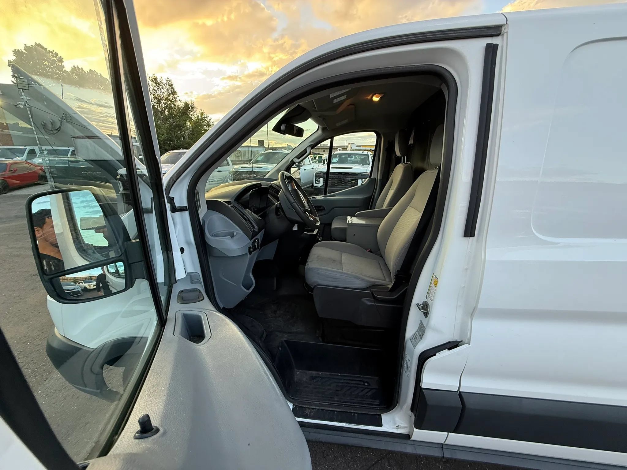 Used 2018 Ford Transit 350 148 Low Roof RWD image 13