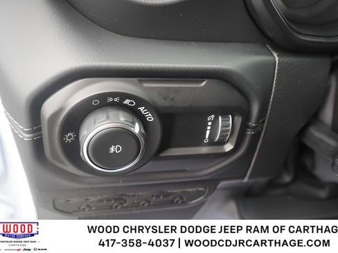 New 2026 Jeep Wrangler Unlimited Sahara AWD/4WD image 17