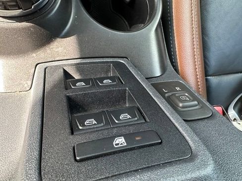 Used 2023 Ford Bronco Outer Banks AWD/4WD image 16