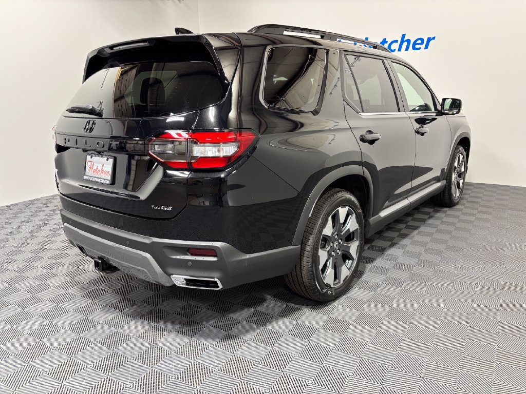 New 2026 Honda Pilot Touring image 6