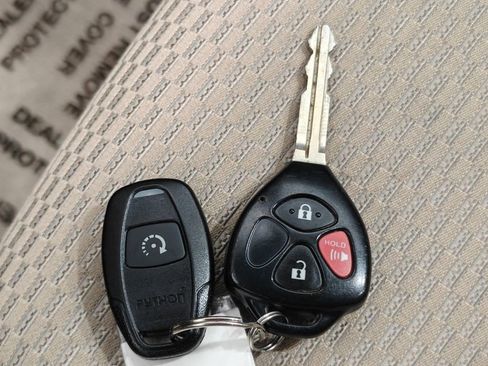 Used 2012 Toyota RAV4 4WD w/ Upgrade Value Pkg image 13