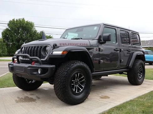 Used 2026 Jeep Wrangler Unlimited Rubicon w/ Xtreme 35 Tire Package AWD/4WD image 9