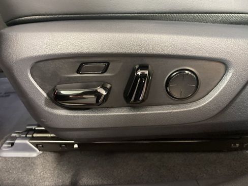Certified 2025 Lexus RX 350 AWD image 24