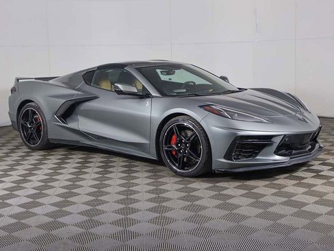 Used 2022 Chevrolet Corvette Stingray Preferred Cpe w/ Z51 Performance Package image 2