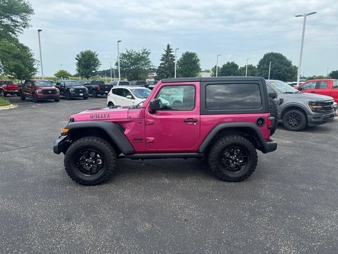 Used 2024 Jeep Wrangler Sport AWD/4WD image 8