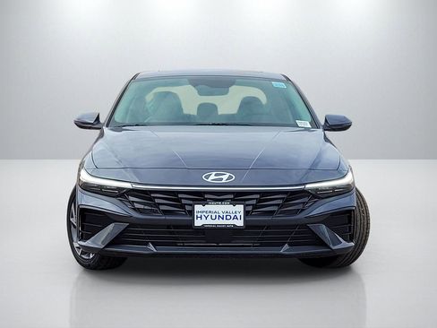 New 2025 Hyundai Elantra Limited image 2