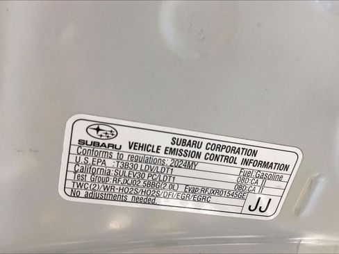 Used 2024 Subaru Crosstrek 2.0i Premium AWD/4WD image 31