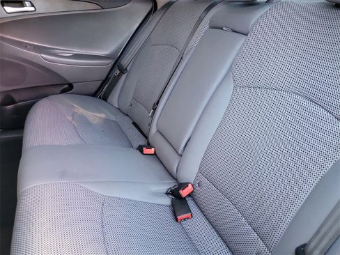 Used 2013 Hyundai Sonata GLS image 14