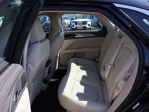 Used 2020 Lincoln MKZ w/ Convenience Package FWD image 20