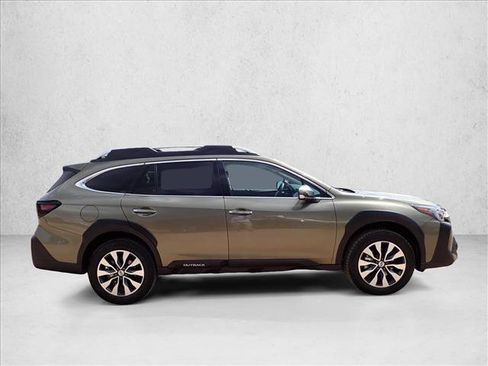 Used 2025 Subaru Outback Touring XT w/ Tech Package 3 AWD/4WD image 5