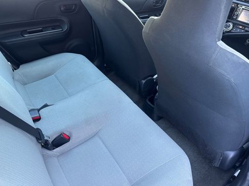 Used 2015 Toyota Prius C One FWD image 19