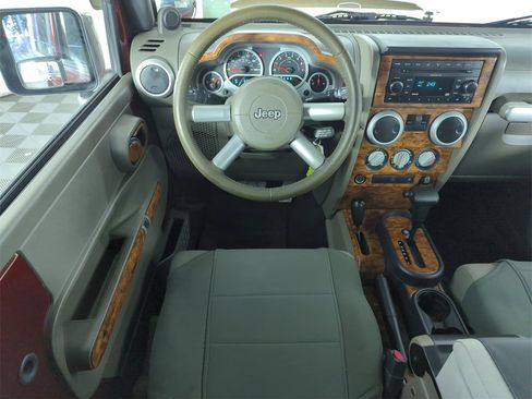 Used 2007 Jeep Wrangler Sahara w/ PWR Convenience Group image 14