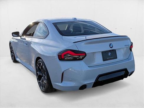 Used 2025 BMW 230i 230i w/ M Sport Package image 8