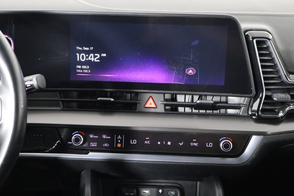 Used 2024 Kia Sportage EX FWD image 25
