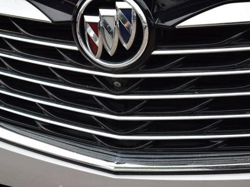 Used 2022 Buick Enclave Premium FWD image 11