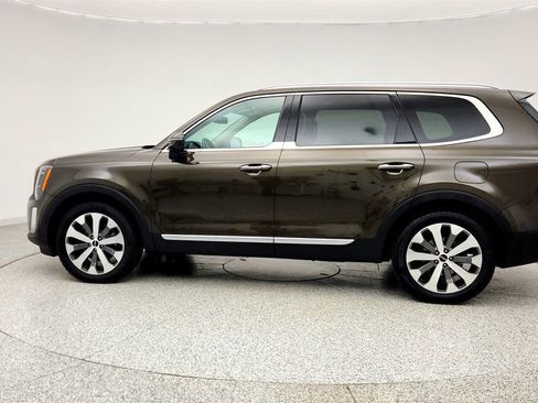 Used 2022 Kia Telluride S AWD/4WD image 8