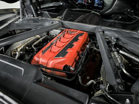 Used 2021 Chevrolet Corvette Stingray Preferred Cpe w/ Z51 Performance Package RWD image 12