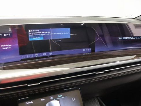 New 2026 Cadillac Escalade Luxury w/ LPO, Radiant Package image 21