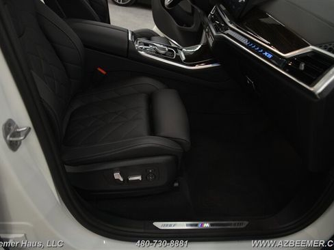 Used 2024 BMW X5 xDrive50e w/ M Sport Package image 19