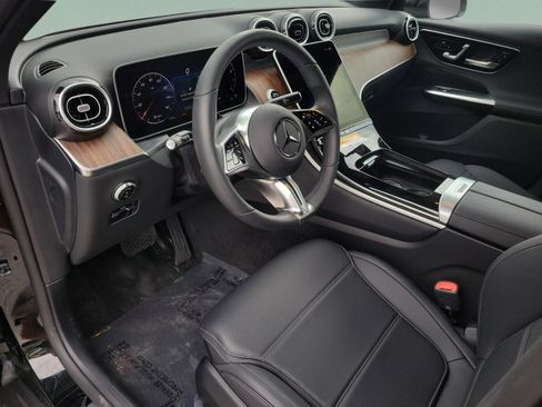 Certified 2026 Mercedes-Benz GLC 300 image 19