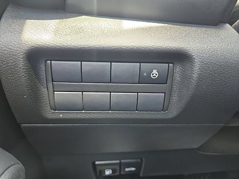 Used 2024 Nissan Kicks SR w/ SR Premium Package FWD image 45