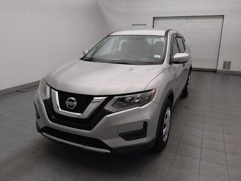Used 2017 Nissan Rogue S AWD/4WD image 15