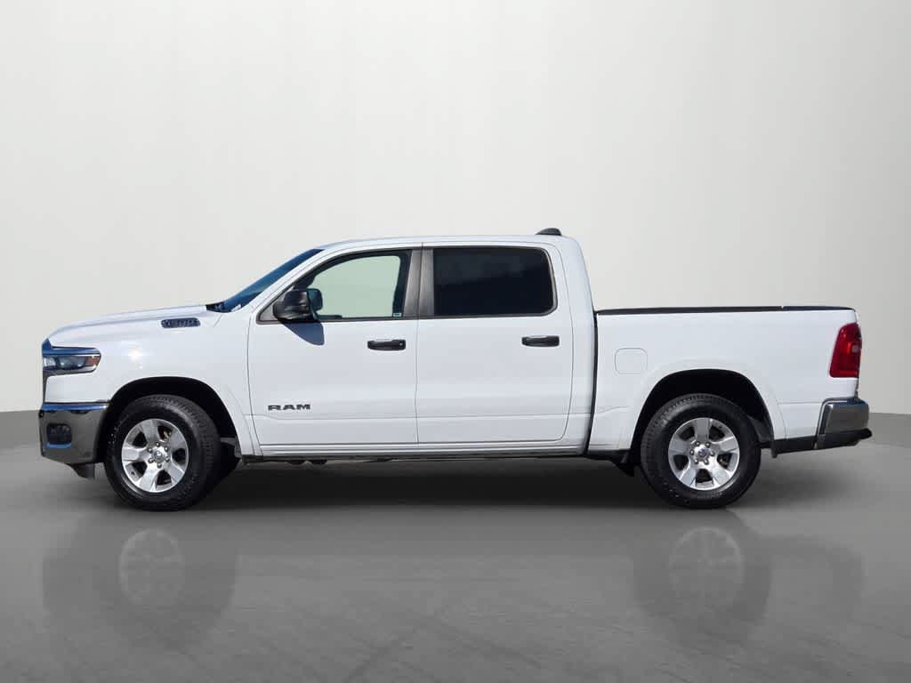 Used 2025 RAM 1500 Big Horn AWD/4WD image 3