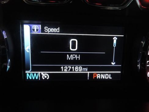 Used 2018 Chevrolet Tahoe LT w/ Luxury Package RWD image 28