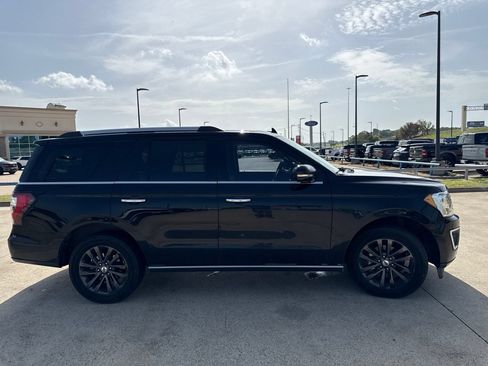 Used 2020 Ford Expedition Limited RWD image 16