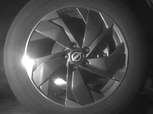 Used 2025 Nissan Rogue SV AWD/4WD image 13