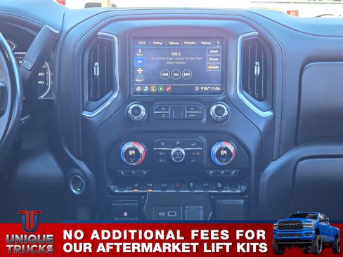 Used 2020 GMC Sierra 2500 AT4 w/ AT4 Premium Package image 31