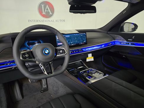 New 2026 BMW i7 xDrive60 AWD/4WD image 24