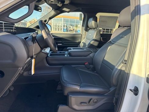 New 2025 Ford Expedition Max Platinum w/ Stealth Performance Package image 9